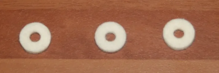 12.7mm white felt washer ( pack 3 ) 2.4mm thick