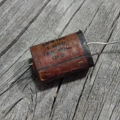 “F54” 1954 – 1958 Wax Film Capacitor – 0.1 µF