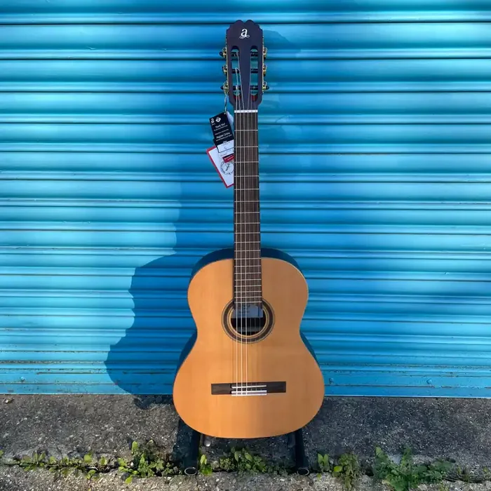 Admira – Concerto Classical Guitar