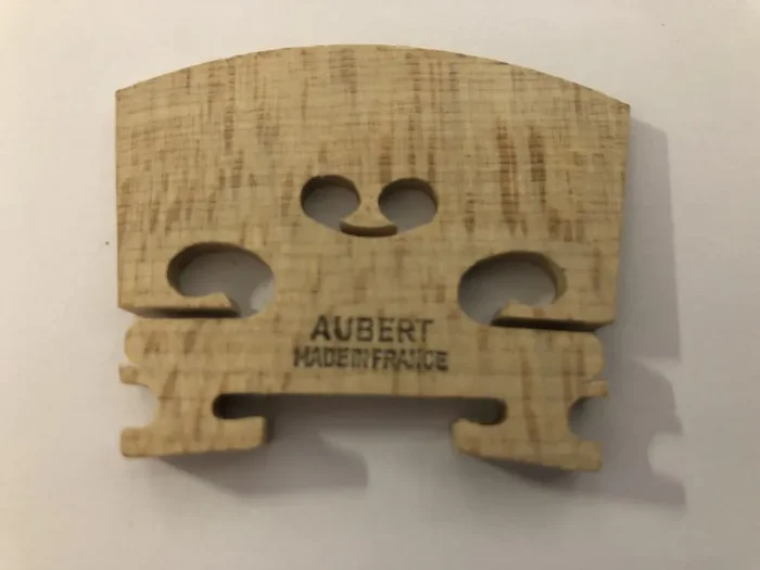 Aubert 4/4 violin bridge – unfitted