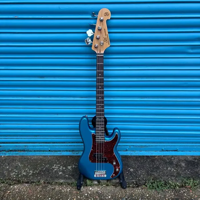 (B-STOCK) SX 3/4 Short Scale Precision Style Bass Guitar – Blue (Including Gig Bag)