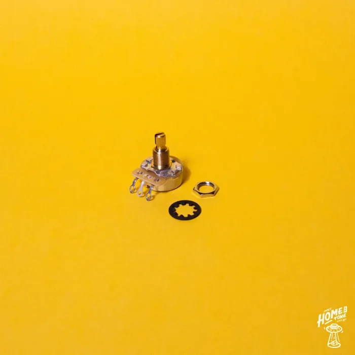 CTS – 450 Series short shaft 250k audio taper pot