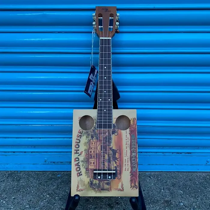 Eddy Finn EF-CGBX-1 Roadhouse Cigarbox Ukulele