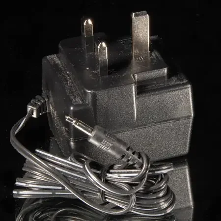 Electro Harmonix USA Big Muff (UK) Power Supply 9V-100mA (+ Tip)