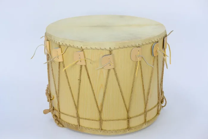 EMS 18″ Ø x 13.5″ Large Shell Medieval Drum with drum stick