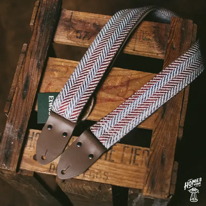 Etwood Handmade UK Guitar Straps – ‘Riptide‘ Taupe