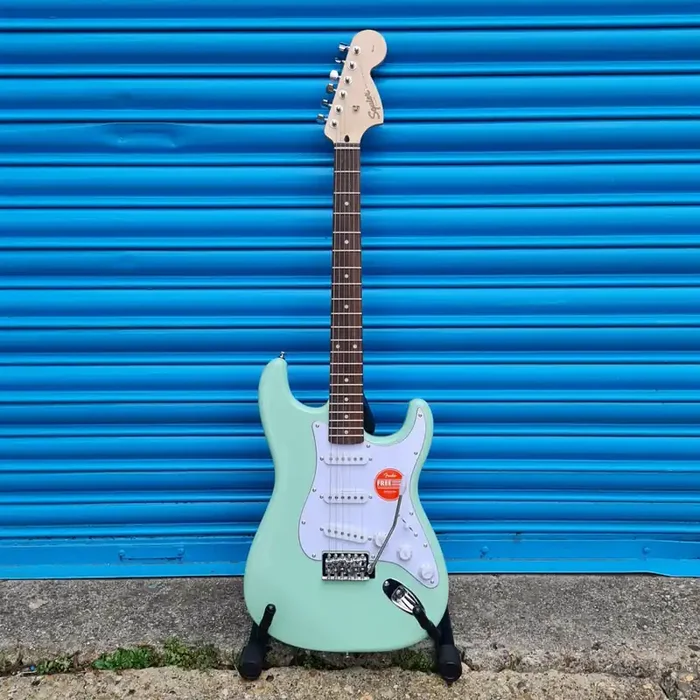 Fender Squier Affinity Stratocaster with Laurel Fingerboard