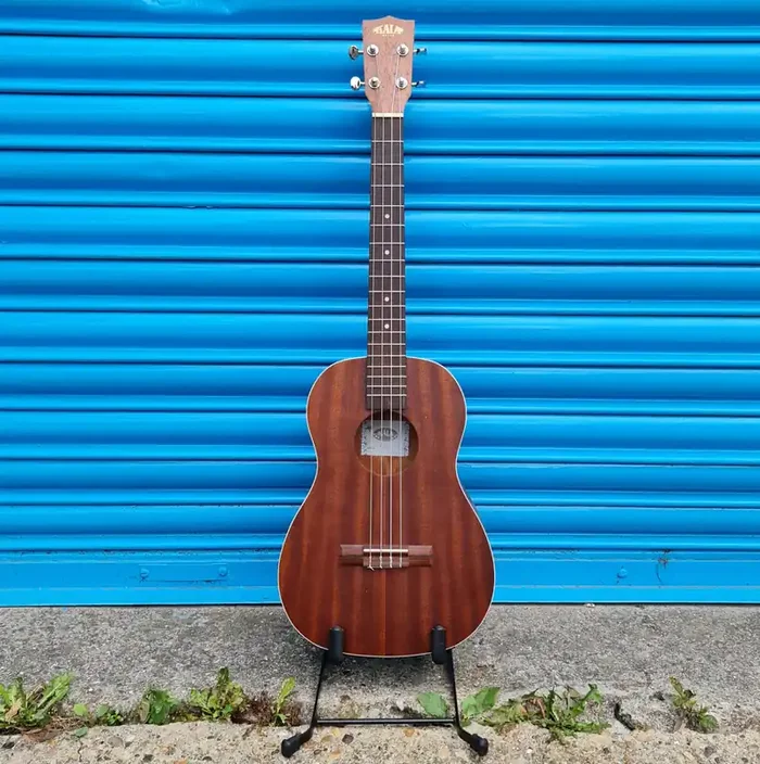 Kala – Satin Mahogany Baritone Ukulele KA-B