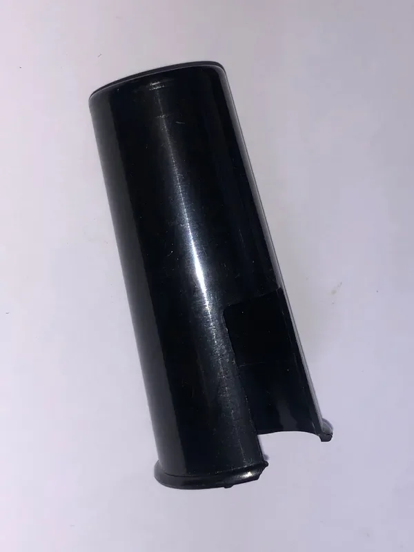 Plastic mouthpiece cap for tenor saxophone