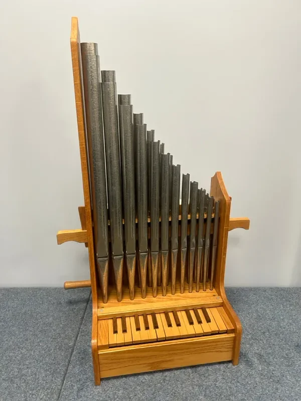 Portative Organ by Early Music Shop (Reconditioned)