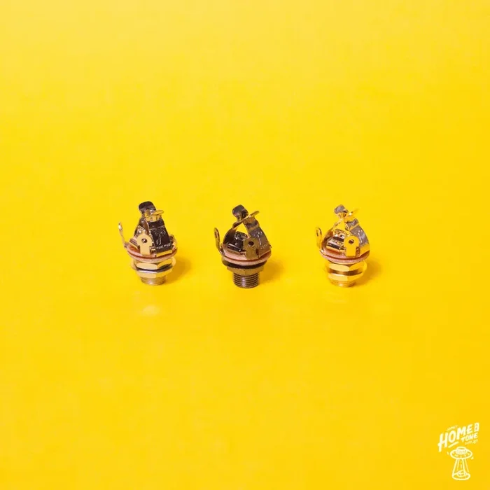 Pure Tone – Multi-Contact 1/4″ output jack socket