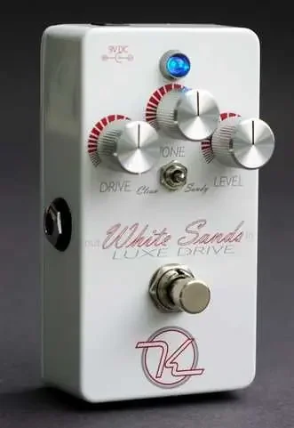 Robert Keeley White Sands, Lux Drive