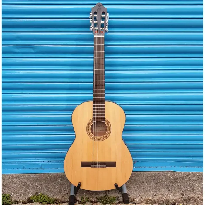 Santos Martinez Estudio Classical Guitar