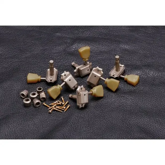 SD90 Vintage-Style 3 Aside Vintage Aged / Relic Nickel Finish Tuning Machines