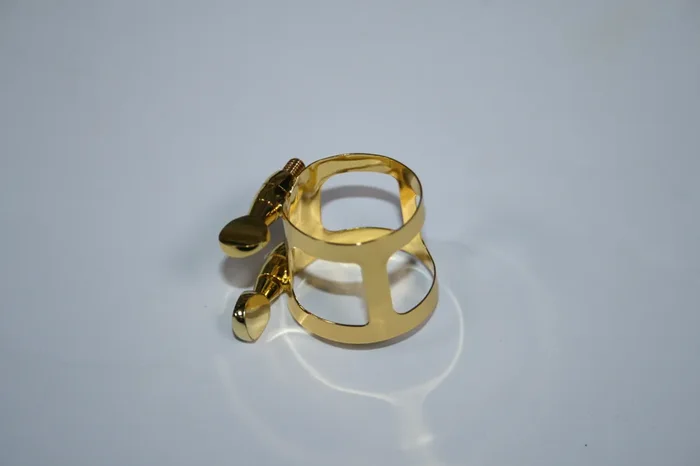 Standard Eb Alto Saxophone Ligature – Lacquer Finish