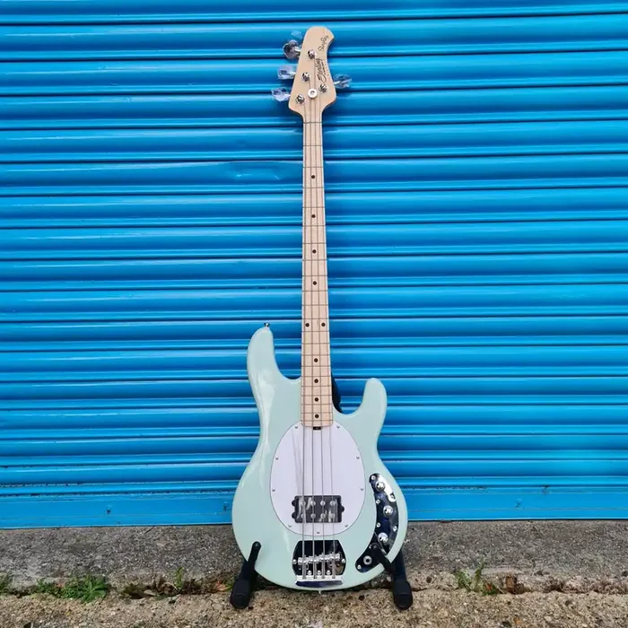 Sub Ray4 (Maple Neck)