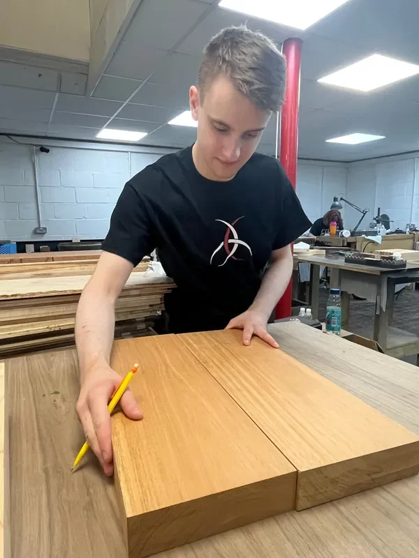 T-Shirt – Crimson Tattoo