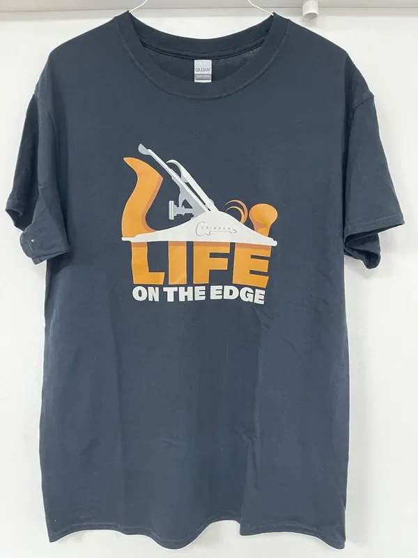 T-Shirt – Life On The Edge – Black