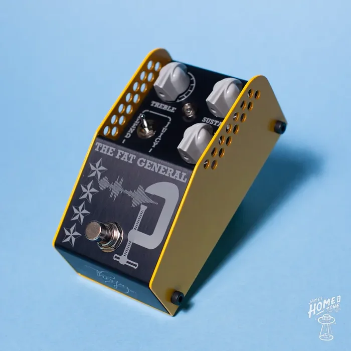 ThorpyFX Pedals – THE FAT GENERAL MkII – Parallel Compressor