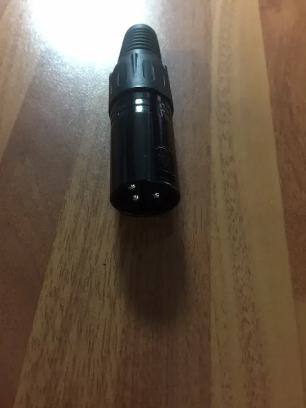 XLR male plug – black