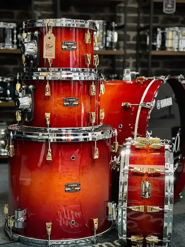 YAMAHA 50TH ANNIVERSARY 5-PIECE BIRDSEYE MAPLE AMBER SUNBURST SHELL PACK WITH GOLD HARDWARE 476