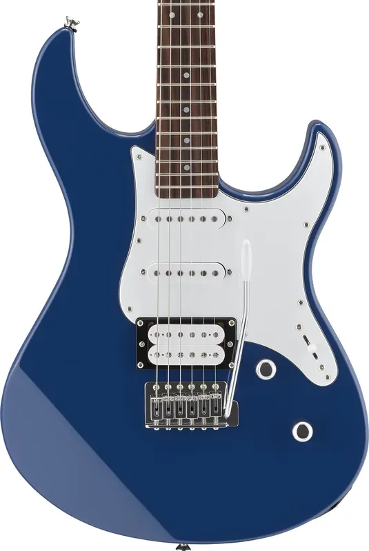 Yamaha Pacifica 112V – United Blue